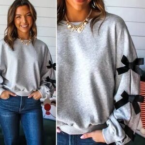 She + Sky Heather Gray Sweatshirt